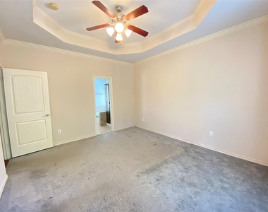 8307 Timberbrook Lane - Photo Thumbnail 12