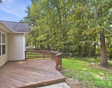 2639 Daffodil Drive - Photo Thumbnail 14