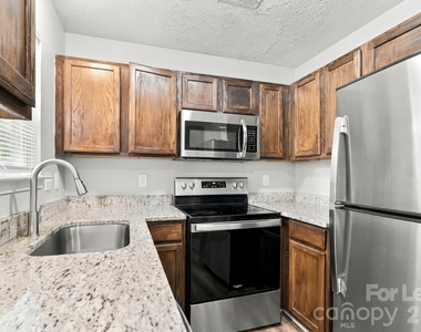 2639 Daffodil Drive - Photo Thumbnail 1