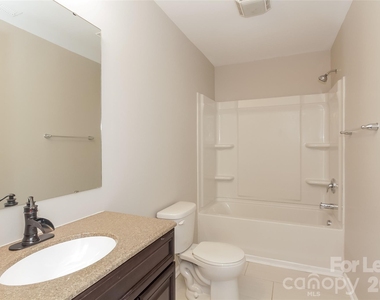 6212 Salamander Run Lane - Photo Thumbnail 11