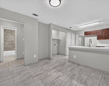 5304 Carol Avenue - Photo Thumbnail 1
