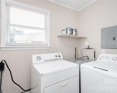 2517 Heywood Avenue - Photo Thumbnail 19