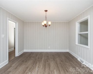 2517 Heywood Avenue - Photo Thumbnail 8