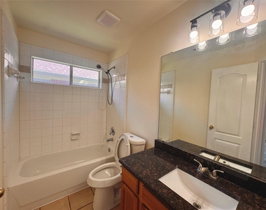 6734 Richmond Drive - Photo Thumbnail 10