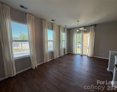 3475 Chagall Court - Photo Thumbnail 2
