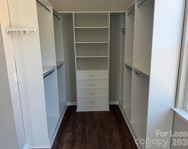 3475 Chagall Court - Photo Thumbnail 7
