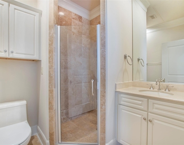 6525 Bandera Avenue - Photo Thumbnail 5