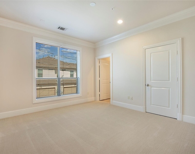 6525 Bandera Avenue - Photo Thumbnail 6
