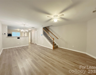 11044 Derryrush Drive - Photo Thumbnail 6