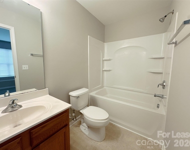 11044 Derryrush Drive - Photo Thumbnail 12