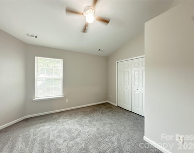 11044 Derryrush Drive - Photo Thumbnail 10