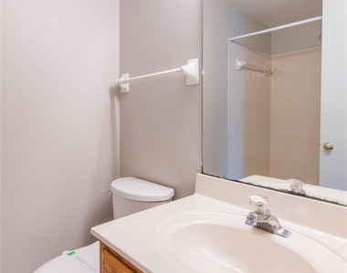 1624 Arlyn Circle - Photo Thumbnail 18