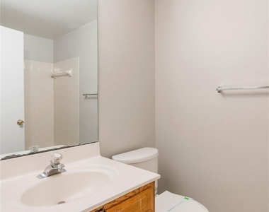 1624 Arlyn Circle - Photo Thumbnail 16