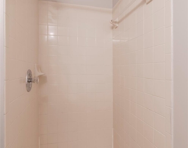 1624 Arlyn Circle - Photo Thumbnail 19