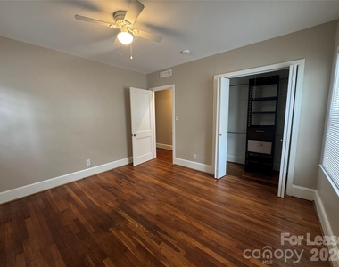 2213 Chesterfield Avenue - Photo Thumbnail 7