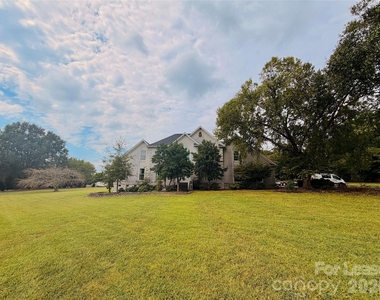 118 Sunfish Drive - Photo Thumbnail 1