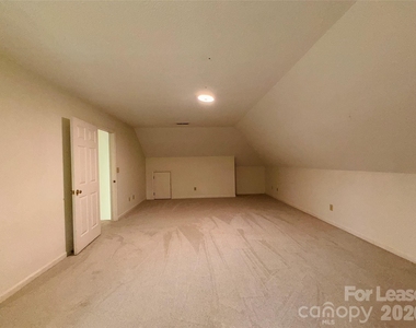 118 Sunfish Drive - Photo Thumbnail 14