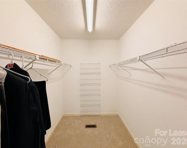 118 Sunfish Drive - Photo Thumbnail 6