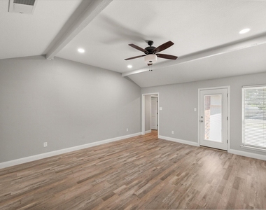 3204 Brown Trail - Photo Thumbnail 16