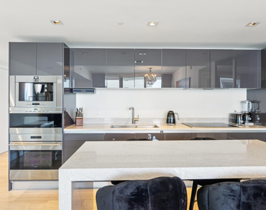 1451 Brickell Avenue - Photo Thumbnail 14