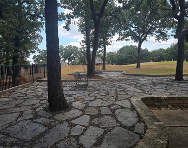 437 Sugar Tree Drive - Photo Thumbnail 14