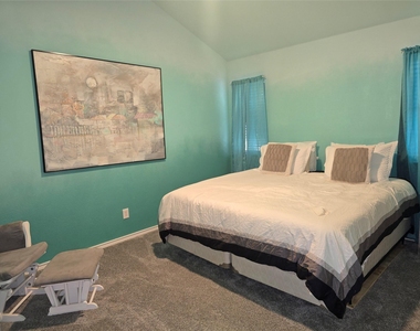 437 Sugar Tree Drive - Photo Thumbnail 11