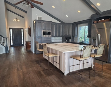 437 Sugar Tree Drive - Photo Thumbnail 4
