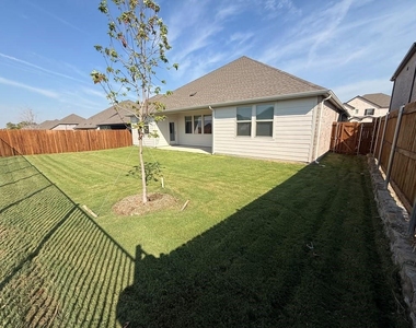 1313 Winters Way - Photo Thumbnail 25