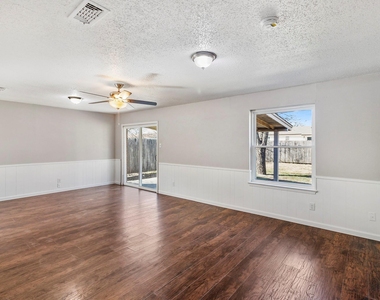 3241 Oak Timber Drive - Photo Thumbnail 13