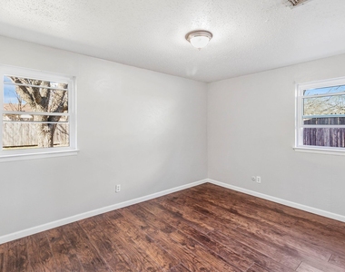 3241 Oak Timber Drive - Photo Thumbnail 9