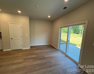 149 Bird Dog Drive - Photo Thumbnail 10