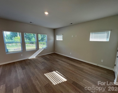149 Bird Dog Drive - Photo Thumbnail 4