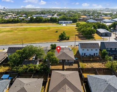 3216 Cherry Lane - Photo Thumbnail 30