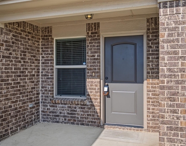 3216 Cherry Lane - Photo Thumbnail 2