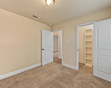 3216 Cherry Lane - Photo Thumbnail 15