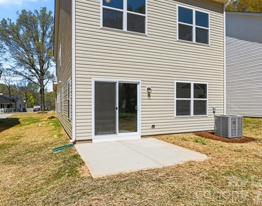 562 W Wilson Avenue - Photo Thumbnail 44