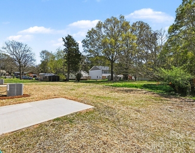 562 W Wilson Avenue - Photo Thumbnail 47