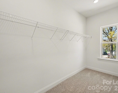 562 W Wilson Avenue - Photo Thumbnail 41