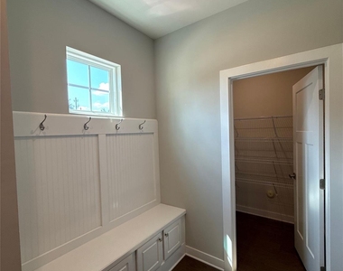 14012 Sunnyhill Grove Road - Photo Thumbnail 11