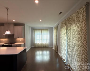 14012 Sunnyhill Grove Road - Photo Thumbnail 10