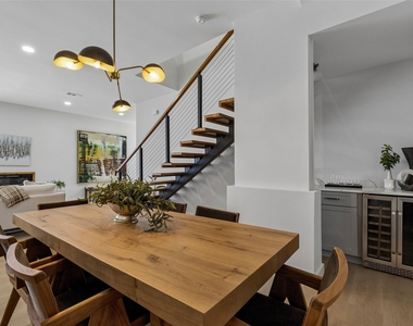 810 Premier Parkway - Photo Thumbnail 23