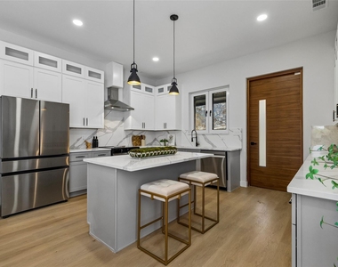 810 Premier Parkway - Photo Thumbnail 25