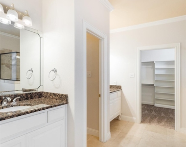 5456 Longview Street - Photo Thumbnail 14