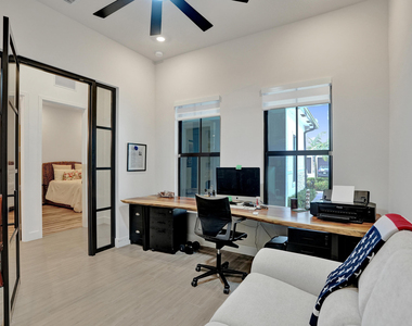 8334 W Blue Spring Drive - Photo Thumbnail 18