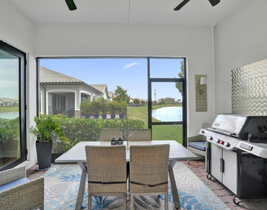 8334 W Blue Spring Drive - Photo Thumbnail 20