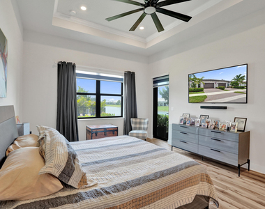 8334 W Blue Spring Drive - Photo Thumbnail 23