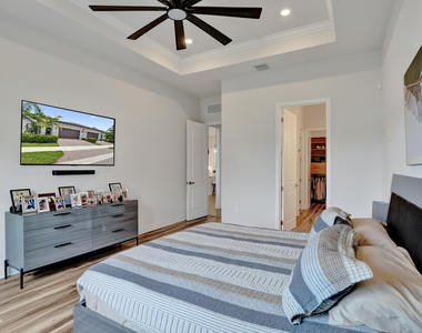 8334 W Blue Spring Drive - Photo Thumbnail 24