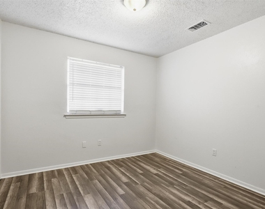 125 N Jessup Street - Photo Thumbnail 9