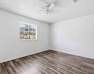 125 N Jessup Street - Photo Thumbnail 10