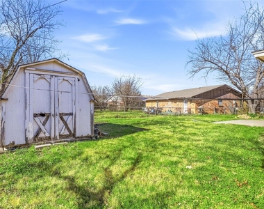 125 N Jessup Street - Photo Thumbnail 25